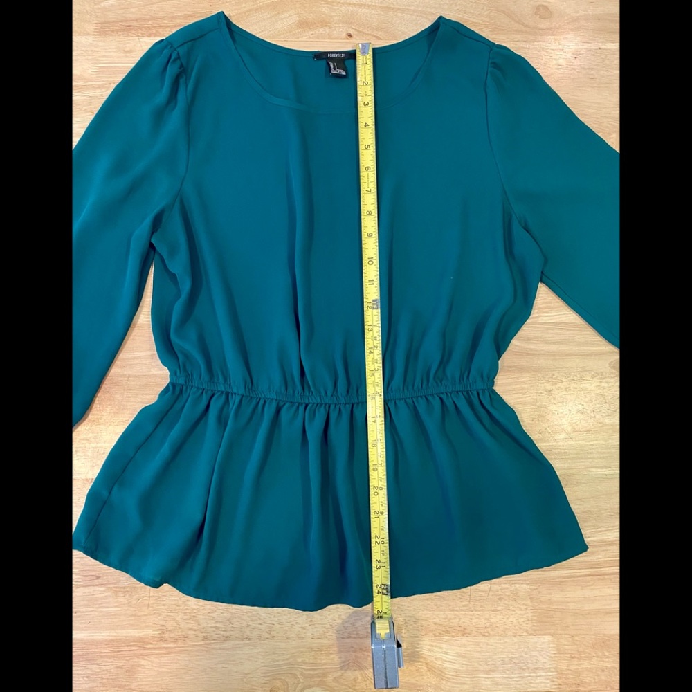 Forever 21 green blouse - Picture 5 of 6